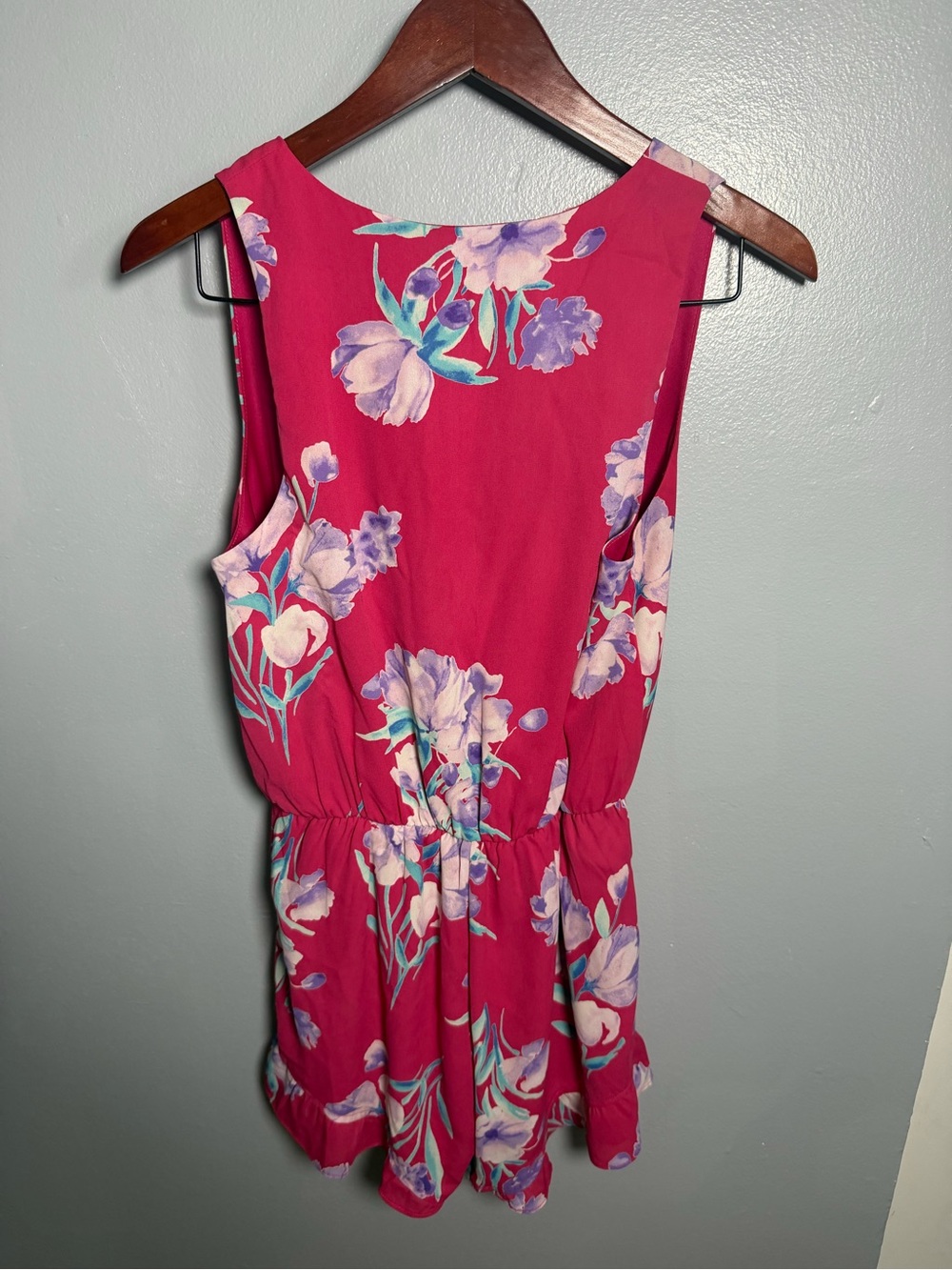 Everly Pink Floral Short Romper M - Picture 7 of 10